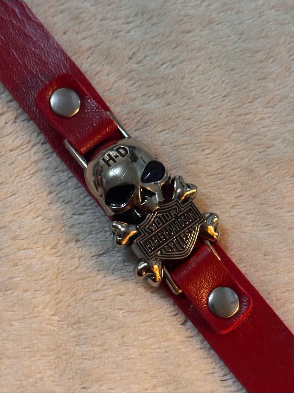 Harley-Davidson Red Leather Skull Belt Bracelet with Metal Emblem